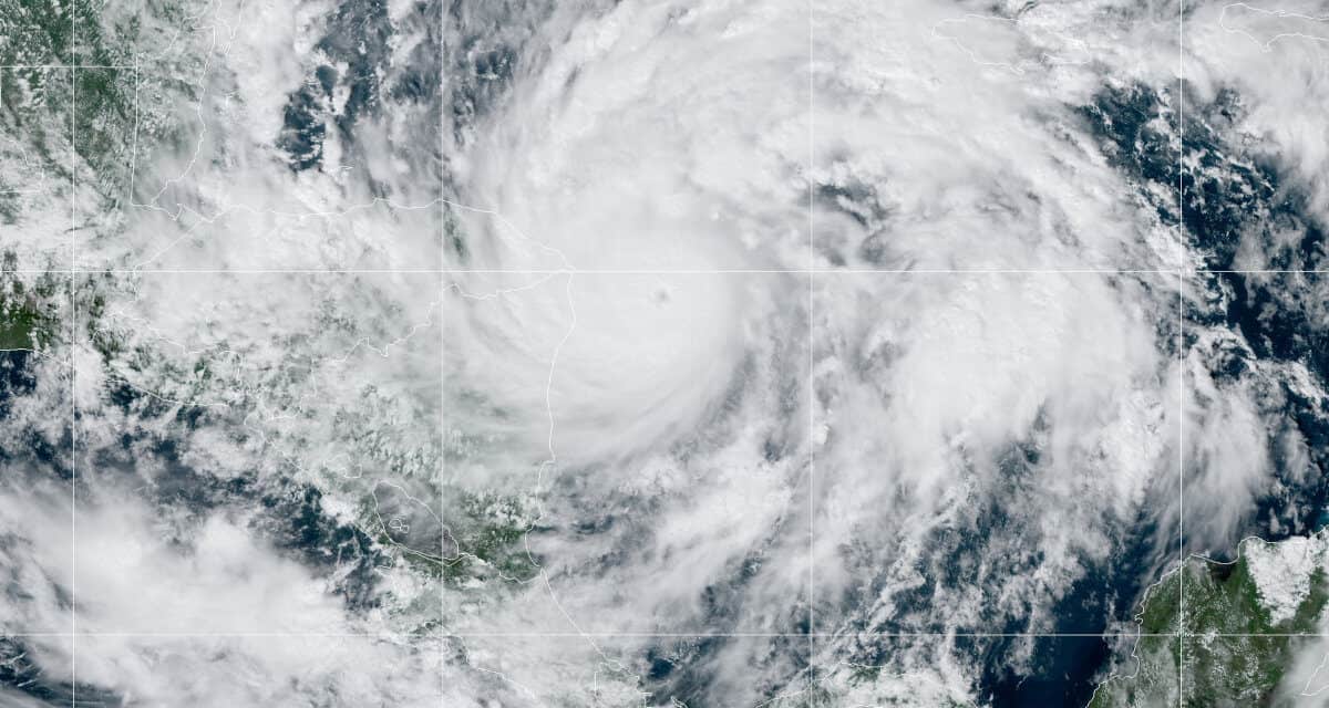 Major Hurricane Eta Category 4 Possible for Nicaragua–Honduras